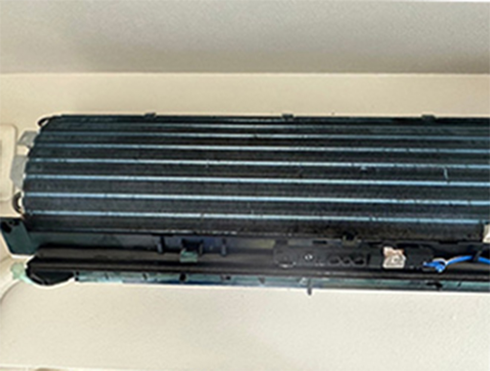 クリーニング後のエアコンの画像